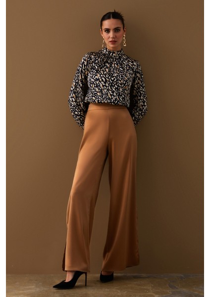 Yırtmaç Detaylı Saten Pantolon - Camel