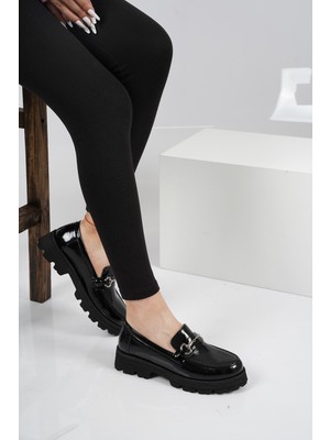 Osso Kadın Makosen Ayakkabı Siyah Rugan Deri Tabanlı Şık ve Rahat Seçenek