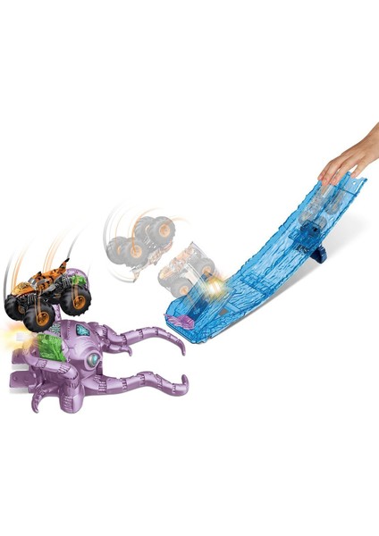 GYL09 Hot Wheels, Monster Truceğitici Aksiyona Başlangıç Oyun Seti / +4 Yaş fırsatları