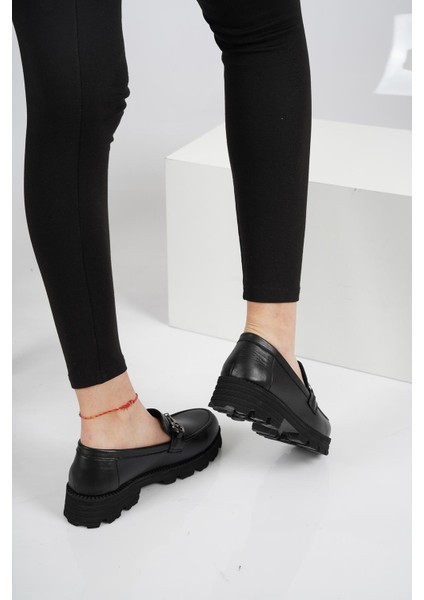 Deri Siyah Kadın Makosen Ayakkabı 222134101 modelleri