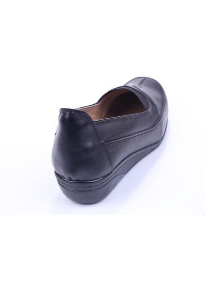 138 Kadın Siyah Günlük Ortopedik Anne Ayakkabısı fırsatları