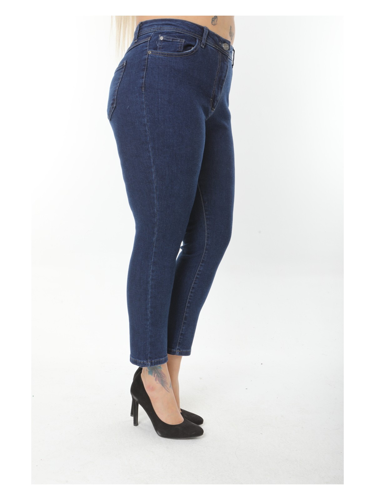 Era Lisa Likralı Solmaz Kumaş Toparlayıcı Kadıni Büyük Beden Kot Pantolon