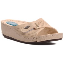 Aryan 09-701 Bej Jel Tabanlı Dolgu Topuklu Kadın Terlik