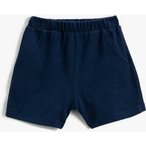 Basic Şort Dokulu Cepli Beli Lastikli