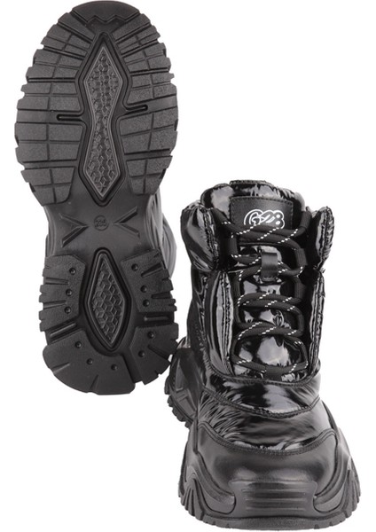 22K319 Siyah Bot fırsatları