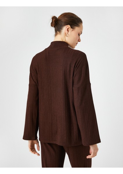 Şahika Ercümen XKoton - Yarım Balıkçı Yaka Yandan Yırtmaçlı Uzun Kollu Tişört fırsatları