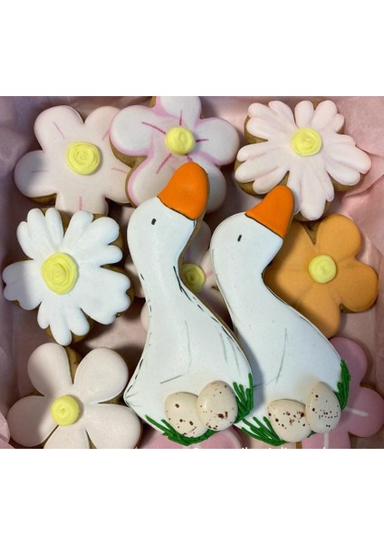 Çiçek-6 Kurabiye Kalıbı Şekillendirici Kopat 8cm modelleri