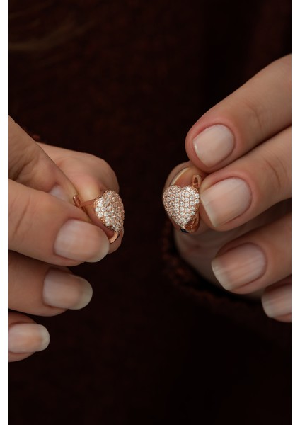 925 Ayar Zirkon Taşlı Kalp Küpe Kadın Gümüş Küpe modelleri