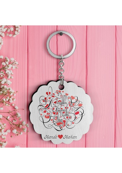 Kişiye Özel Sevgililer Günü Tasarımlı Ahşap Anahtarlık - 1