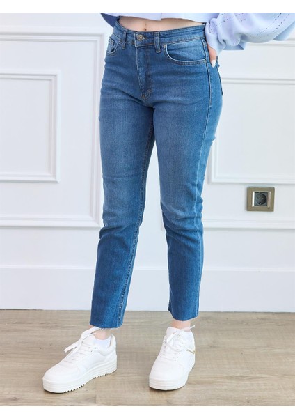 Arzu Emiroğlu Mavi Yıkamalı Skinny Denim Pantolon