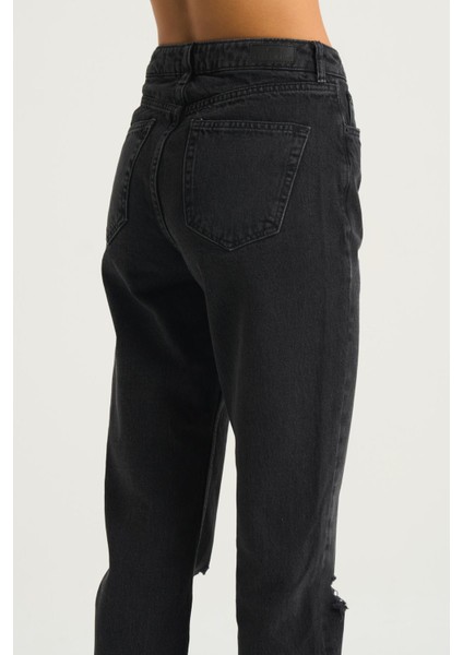 Ariana Antrasit Mom Fit Yüksek Bel Fermuarlı Dizi Kesikli Jean Pantolon C 4525-102 indirimleri