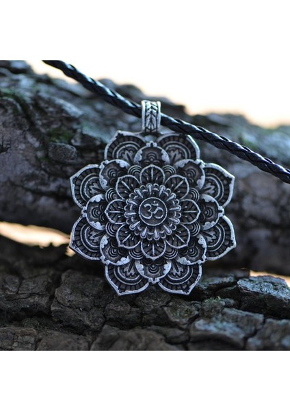 1 Adet Mandala Yoga Muska Lotus Meditasyon Kolye (Yurt Dışından)