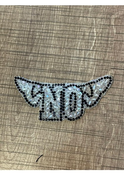 9x4 cm Ütü Ile Yapışan Taşlı No Yazısı On Yazısı Kanatlı Arma Yama Aplike