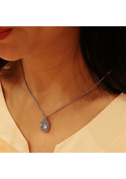 Klasik Basit Kristal ve Yapay Elmas Kısa Klavikula Zincir Kolye (Yurt Dışından)