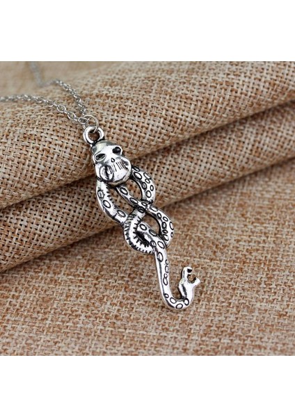 Nagini Slytherin Yılan Vintage Simli Koyu Mark Kadın Erkek Kolye (Yurt Dışından)