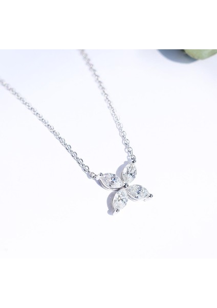 Büyüleyici Dört Yapraklı Yonca Kadınlar Için Kristal Kakma Nişan Düğün Zinciri Takı Kolye (Yurt Dışından) fırsatları