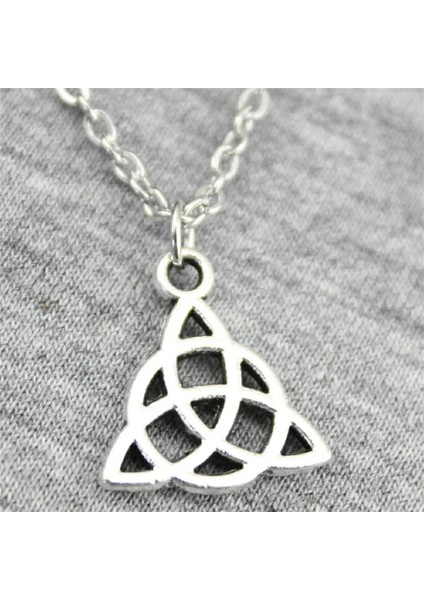 Wyısywg 1 Adet Metal Zincir Vintage El Yapımı Triquetra Sembolü 16X14MM Kolye (Yurt Dışından) modelleri