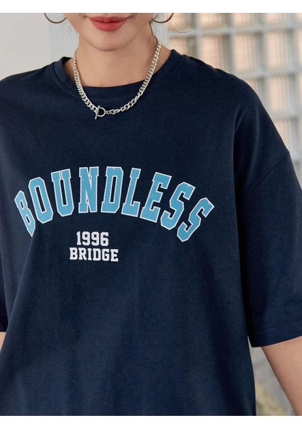 Kadın Boundless Baskılı Oversize Tshirt