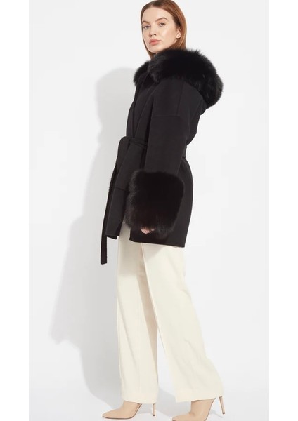 Siyah Kolları Kürklü Kaşmir Kaban modelleri