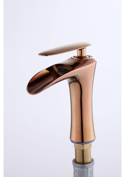 Rose Gold Yeni Şelale Lavabo Bataryası