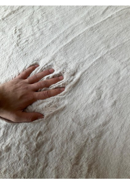 Tavşan Tüyü Post Peluş Ultra Yumuşak Post Puffy Kum Beji fiyatları