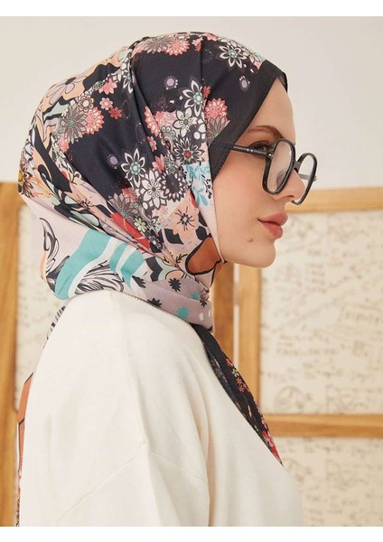 Yamalı Çiçek Desen Dijital Soft Şal-Siyah modelleri