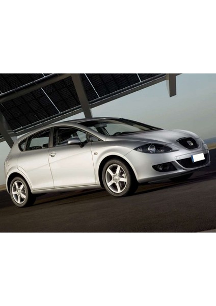 Seat Leon 2 2006-2012 Kaput Açma Kolu Alt Parçası 1J1823633A