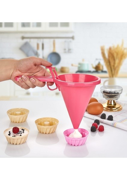 Çok Amaçlı Hamur Dağıtıcı Huni ve Ölçü Kabı 500ML