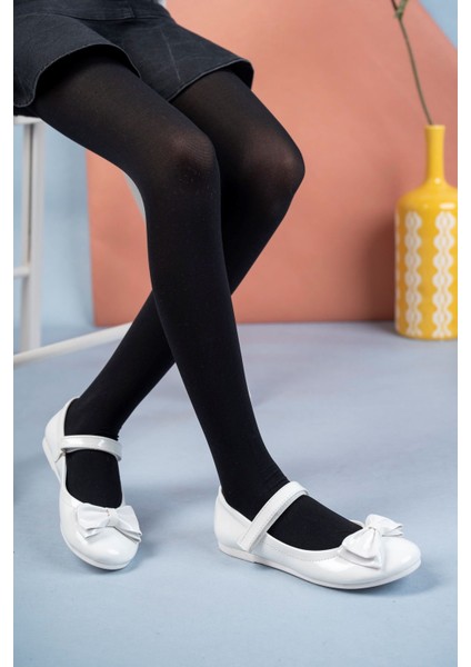 Fiyonklu Beyaz Kız Çocuk Ayakkabı