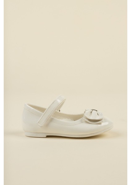 Fiyonklu Beyaz Kız Çocuk Ayakkabı fırsatları