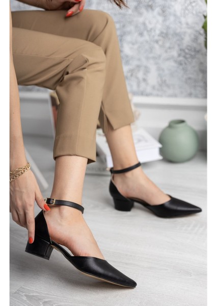 5 Punt Karnıyarık Siyah Cilt Stiletto