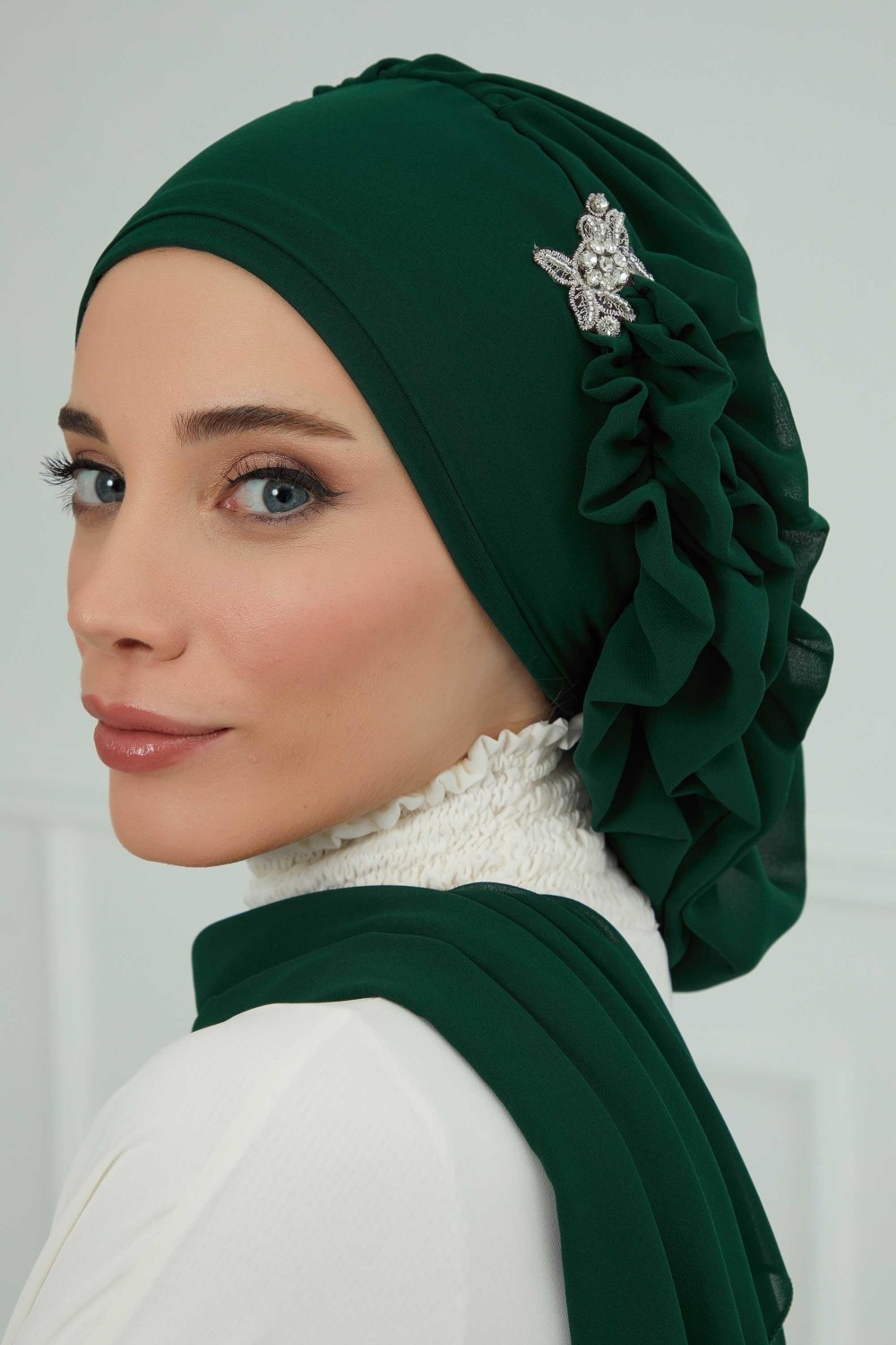 Aisha's Design Yandan Fırfırlı Gümüş Aksesuarlı Şifon Hazır Türban,ht-106,ht-106 görsel 4