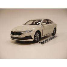Welly Skoda Octavıa Beyaz Metal Çek Bırak Araba