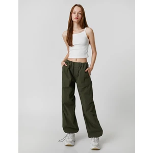 Crop Atlet Basic İnce Askılı Biye Detaylı