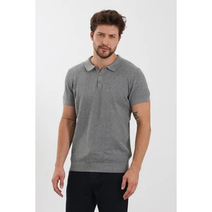 Erkek Polo Yaka Jakarlı Triko T-Shirt Gri
