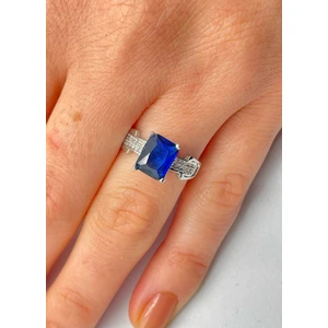 Baget Model Zirkon Taşlı 925 Ayar Şık Ahşap Hediye Kutulu Kadın Gümüş Yüzük