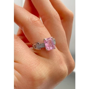 Baget Model Zirkon Taşlı 925 Ayar Şık Ahşap Hediye Kutulu Kadın Gümüş Yüzük