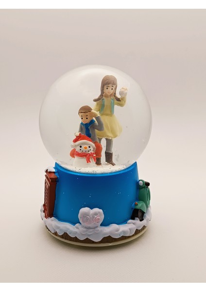Winter Temalı Orta Boy Işıklı Müzikli Kar Küresi