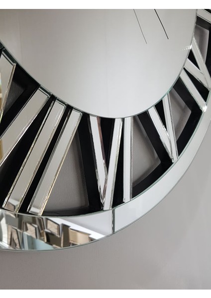 Circle Silver Model Gümüş Renk 60 Cm Dekoratif Aynalı Duvar Saati