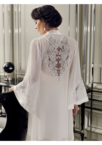 9400 Çeyizlik Dantelli Saten 6'lı Kısa Sabahlıklı Gecelik Şort Pijama Takımı Set modelleri