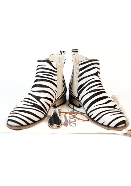 Bayan Tüylü Zebra Chelsea Bot %100 El Yapımı ve Deri