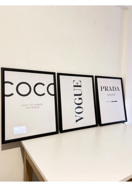 Cadde Hediye Coco Vogue Prada Yazılı   Ahşap Duvar Tablosu  60CM 3 Parça