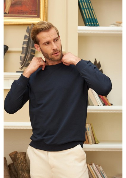 Erkek Basic Bisiklet Yaka Rahat Kalıp Düz Sweatshirt Lacivert fırsatları
