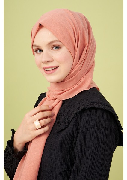 Sümeyye Tural Taşlanmış Pamuk Şal - Yavruağzı modelleri