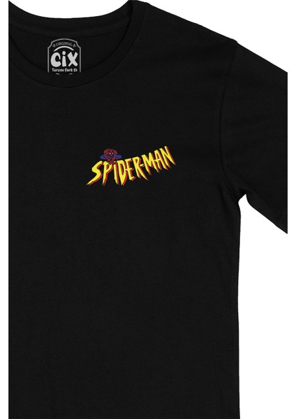 Spiderman Logolu Cep Logo Tasarımlı Siyah Tişört