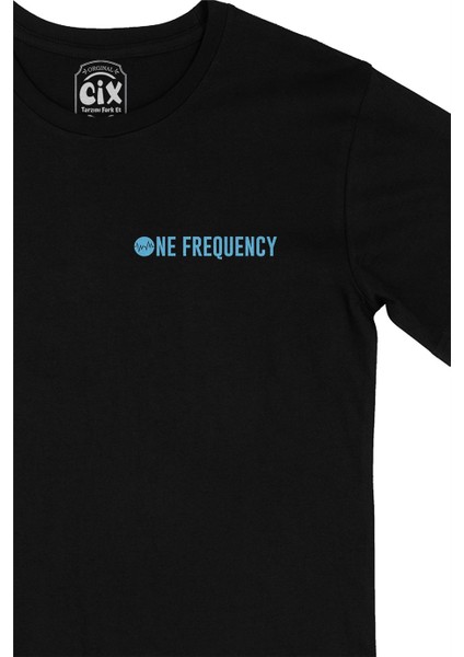 Cix No Frequency Cep Logo Tasarımlı Siyah Tişört