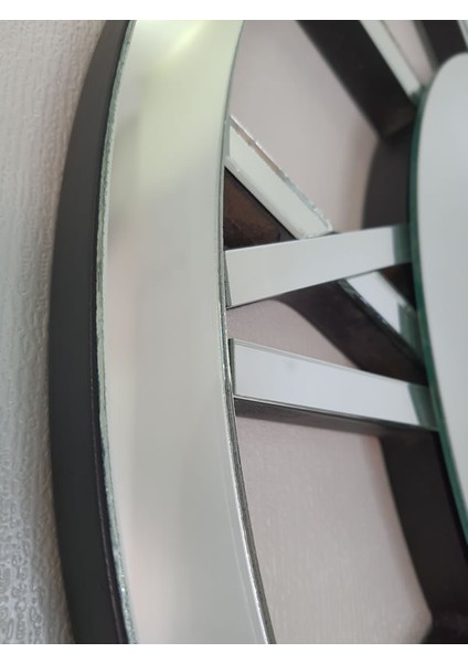 When Silver Model Gümüş Renk 60 Cm Dekoratif Aynalı Duvar Saati