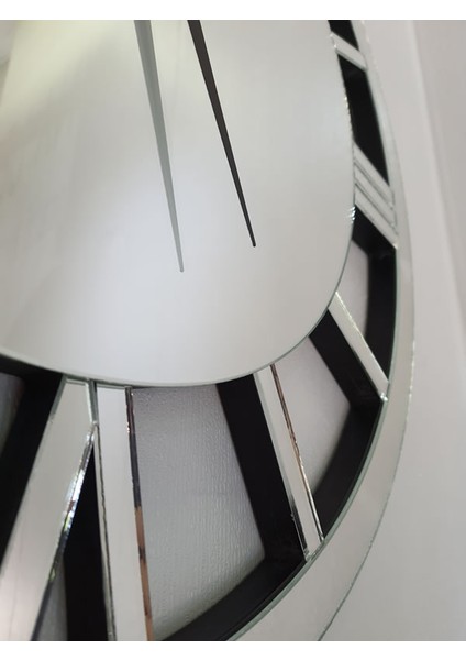 When Silver Model Gümüş Renk 60 Cm Dekoratif Aynalı Duvar Saati