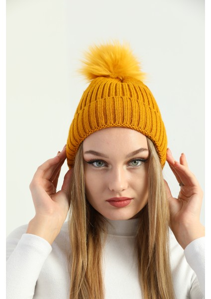 Kadın Kışlık Ponponlu Triko Bere fırsatları