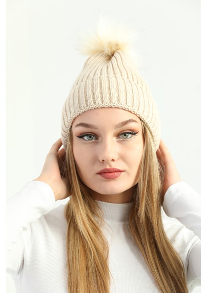 Kadın Kışlık Ponponlu Triko Bere modelleri